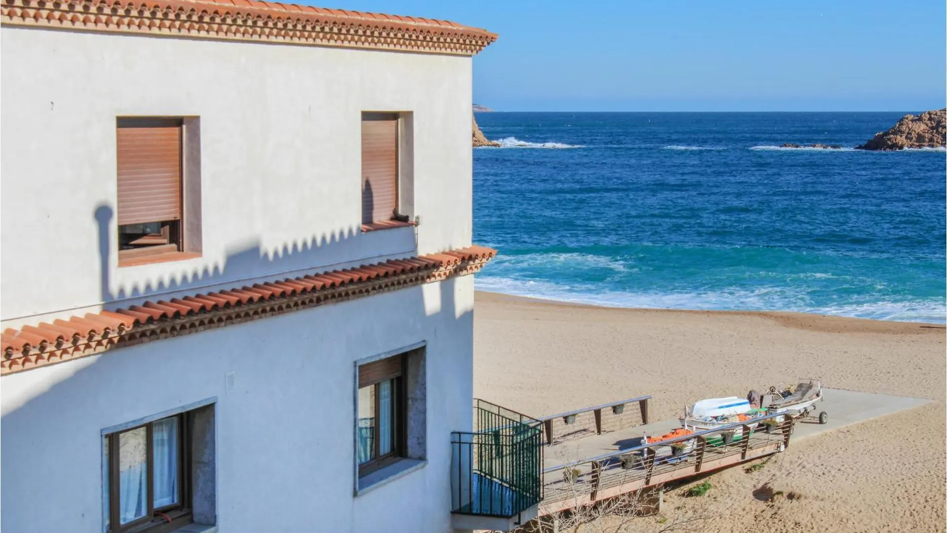Awesome Apartment In Gerona With House Sea View Tossa de Mar